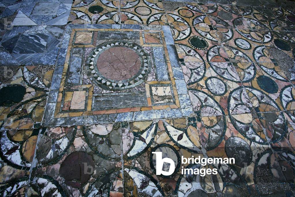 Sol of a rich sectile opus house (domus du Prothyron)/Ancient Ostia/Italy