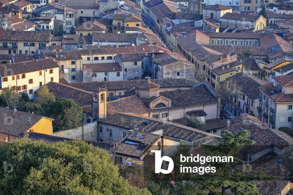 View over the old town of Verona, Veneto, Italy, 2019 (photo)