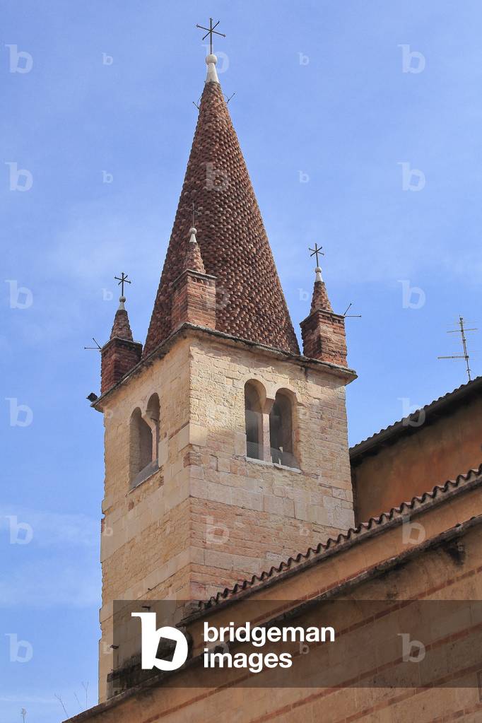 The bell tower of Santa Maria Antica (1185)