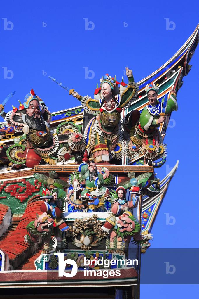 Details of the roof of the Chinese temple Chen Hoon Teng considered the oldest in Malaysia/Built in 1645, then restored in the 18th and 19th centuries/Historic and Cultural Centre of Malacca/Malaysia/UNESCO Class