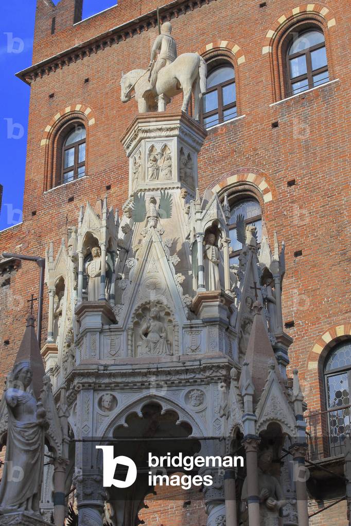 The Scaliger (Scaligeri) tombs. Detail of the tomb of Cansignorio. Gothic monument.