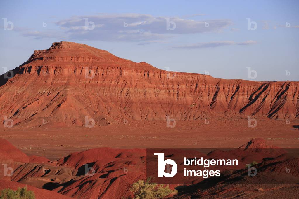Reserve and Indian Territory, Navajo - Round Rock, Red Sand Rock - Arizona, USA, USA