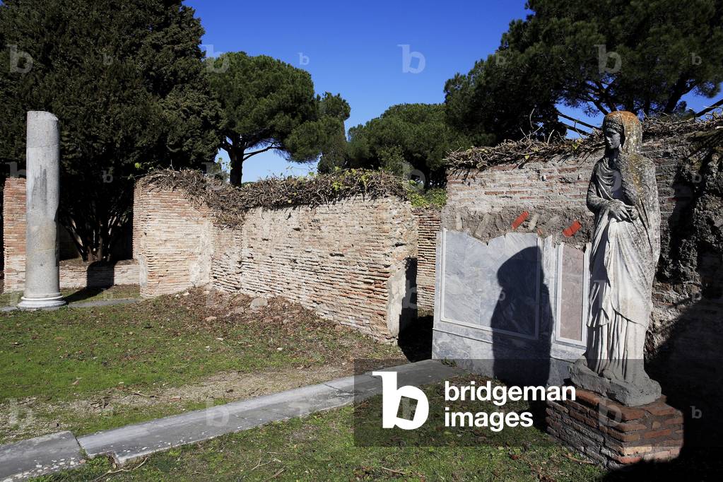 Interior of a rich house (domus du Prothyron)/Ancient Ostia/Italy