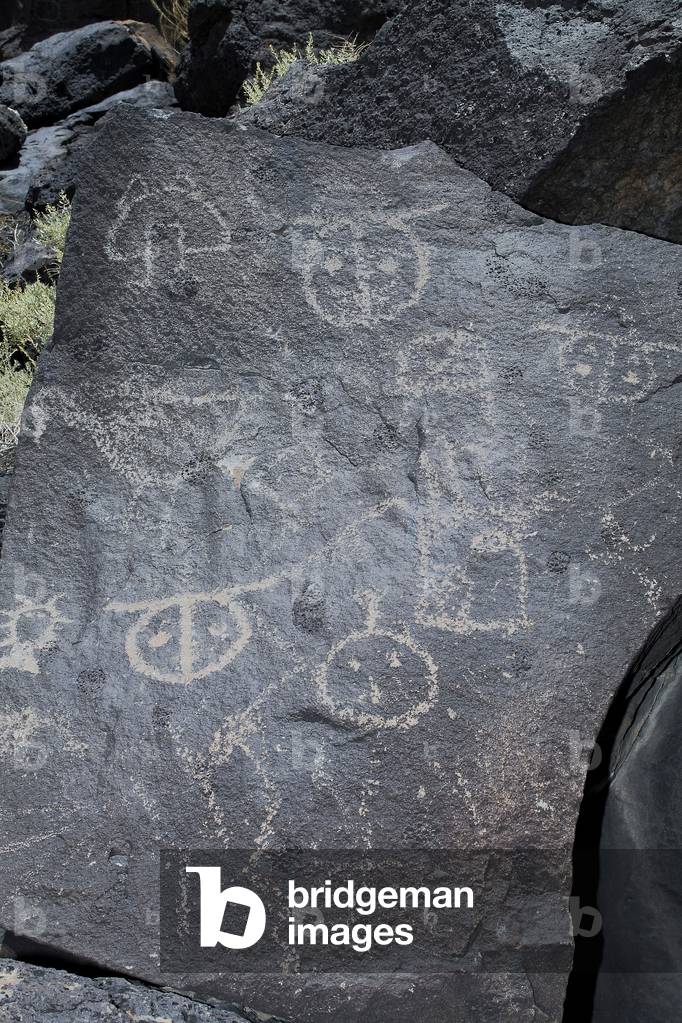 Indian Petroglyphs representing animals - Petroglyph National Monument - Albuquerque, New Mexico, USA (USA)