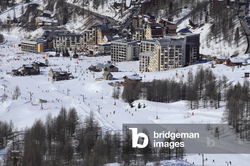 Ski resort Isola 2000