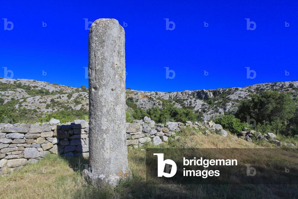 Roman milliary Boundary ( 27 BC - 14 AD)