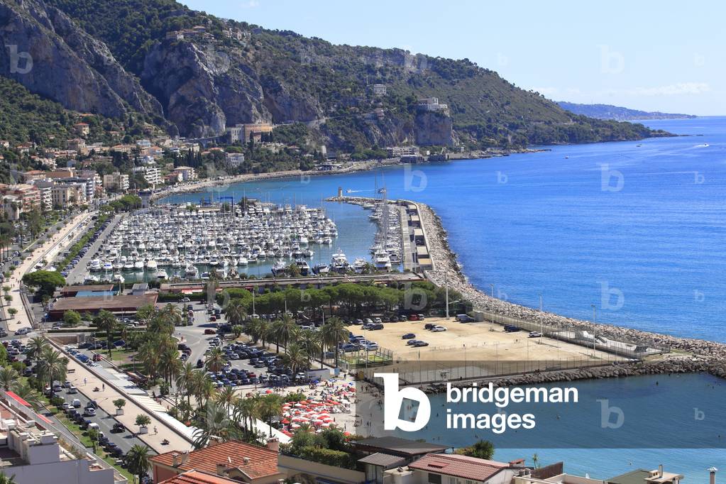 Port Caravan, Menton. French riviera (photo)