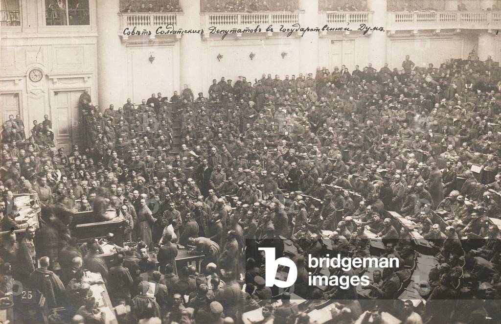 The Soviet of the deputies soldiers in Petrograd (Saint Petersburg) at La Douma, 1917, 1917 (photo)