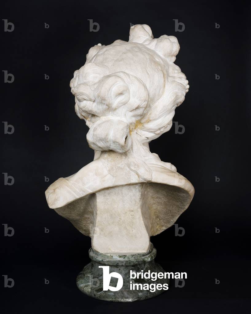 Bust of Cleopatra, c.1680-90 (creamy-white marble, carved in the round, supported on a circular verde antico socle)