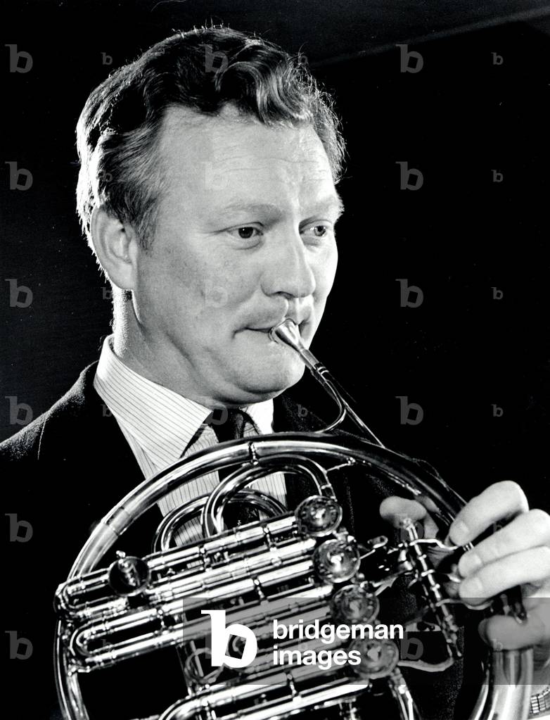 CIVIL, Alan playing French horn in 1968-1989 #AC 18A English horn player b