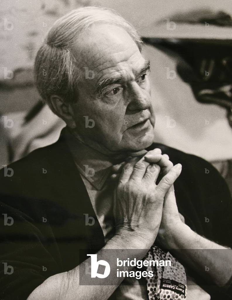 Henry Moore English sculptor