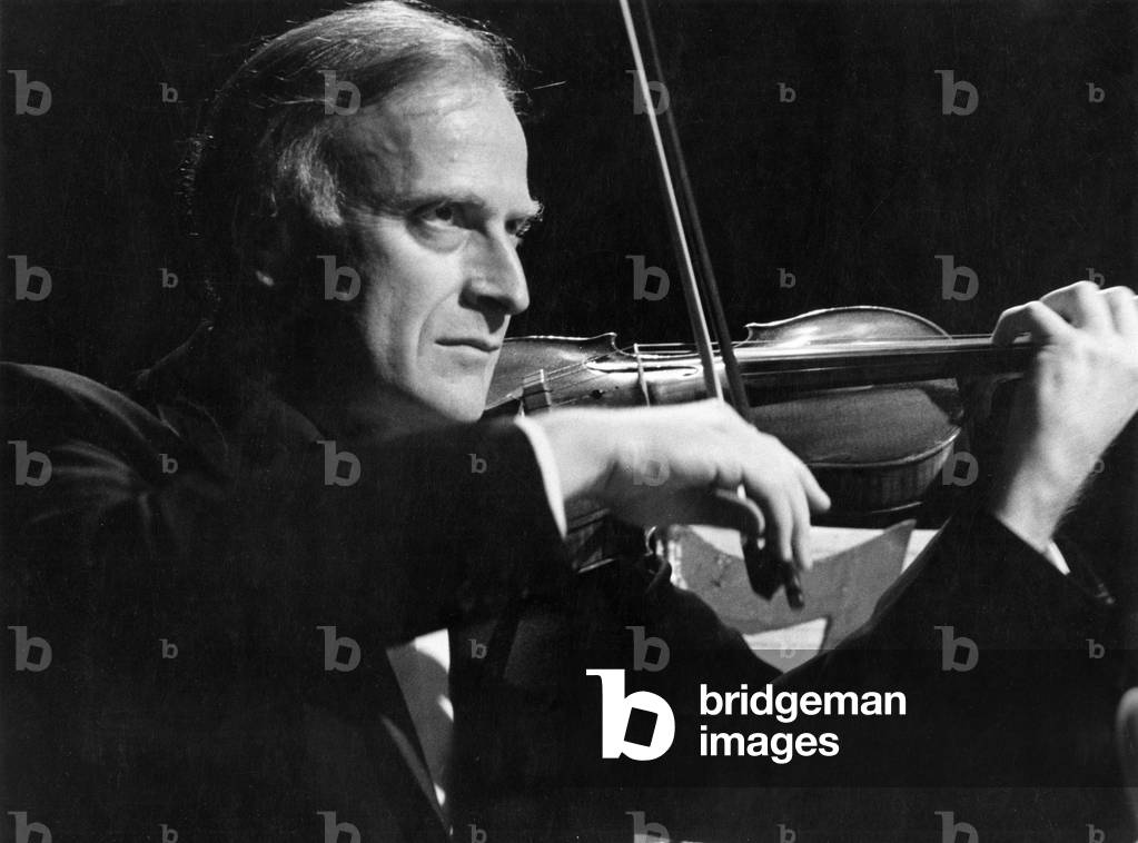Yehudi Menuhin playing the violin, 1970