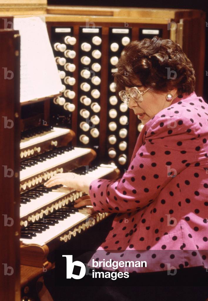 Dame Gillian Weir playing the organ keyboard rehearsing in the London Royal Festival Hall on 27th October, 2002 prior to her performance on 29th