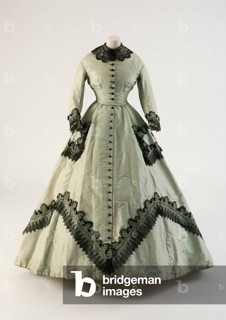 Light green silk dress with applied machine-made lace, 1860s (silk & lace)