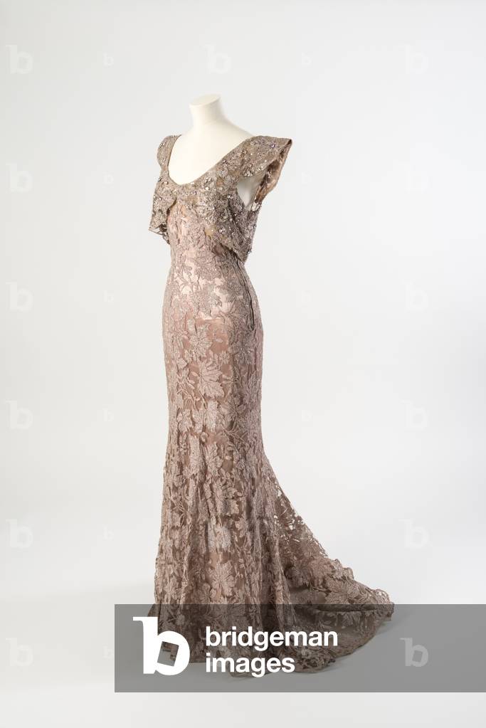 Evening dress and bolero of mist grey net embroidered with leaves in pink and silver metal thread, sequins, bugle beads and diamantes, c.1934 (net) 