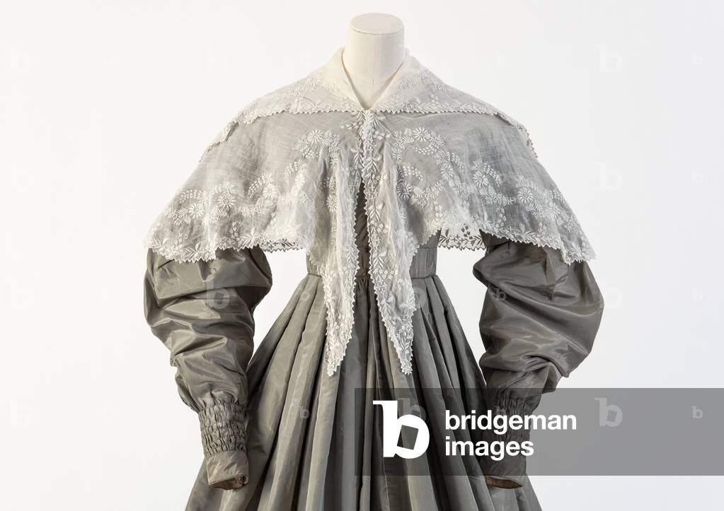 Whitework embroidered collar, 1830s (lace & silk)