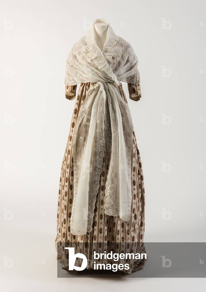 Red and green printed cotton gown, 1790s (cotton)