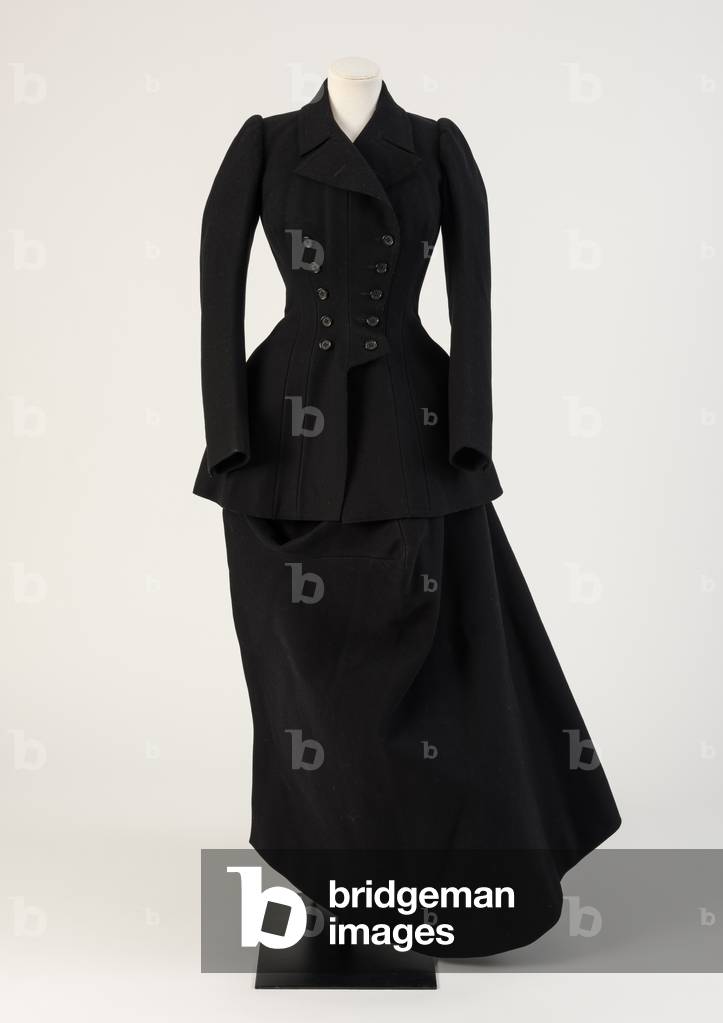 Black tailored wool riding habit, with habit jacket and side-saddle skirt, 1890s (wool)