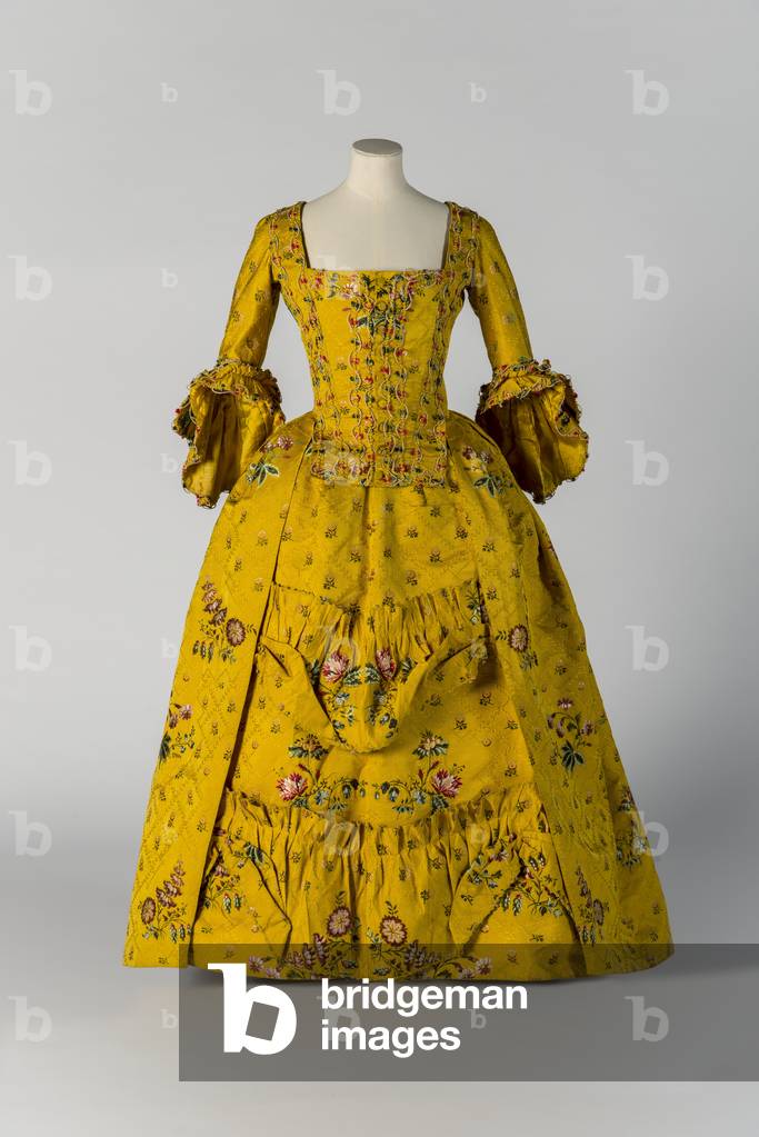 Yellow brocaded open robe and petticoat, c.1750 (silk)