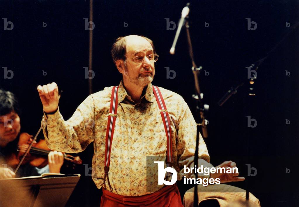 Roger Norrington conducting with