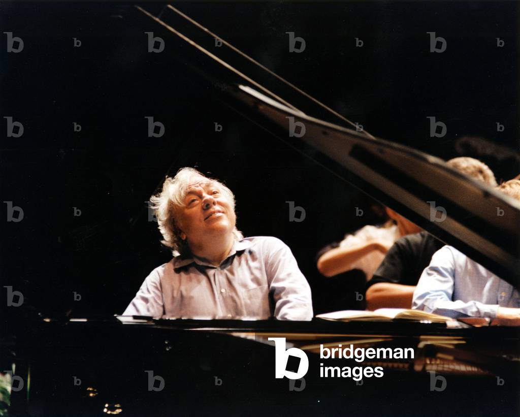 Richard Goode playing piano