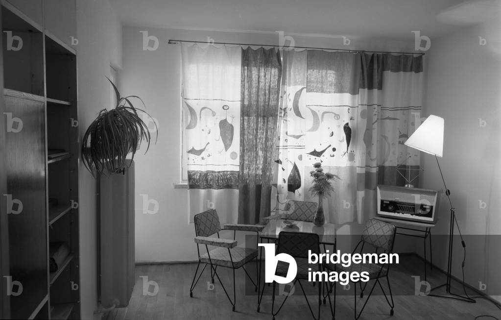 Warsaw, 1959. Mlodych housing in Grochow - furnished apartment. 
