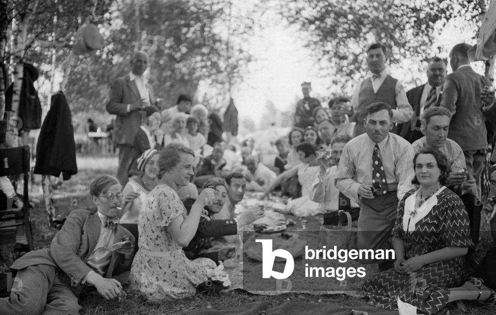 Bialorus 1934. picnic. Photograph taken by Bronislaw Buniakowski. 
