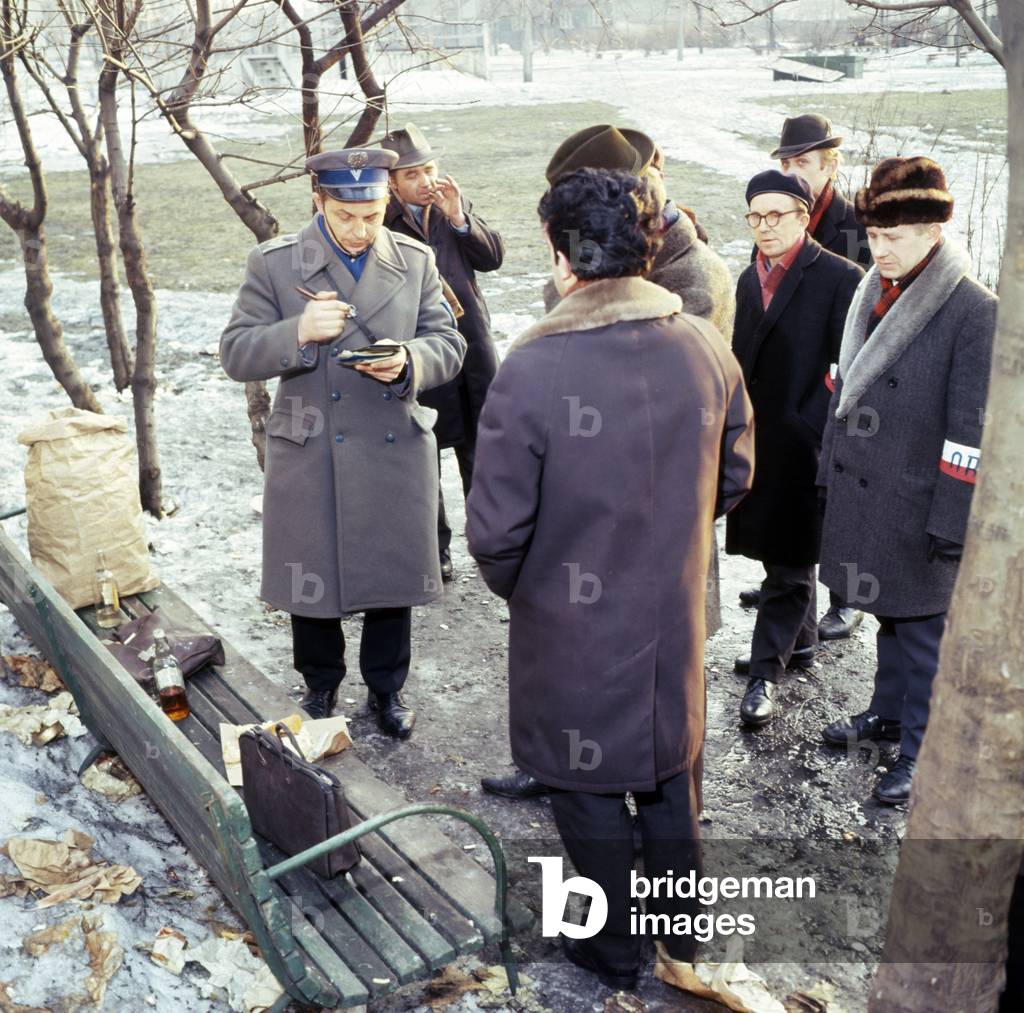 Warsaw, 03. 1970; Operation Wola (Wola - name of the district). Citizen's Militia and members of people's voluntary organization supporting Militia (ORMO) acting against alcoholism, bars and street drunks. 