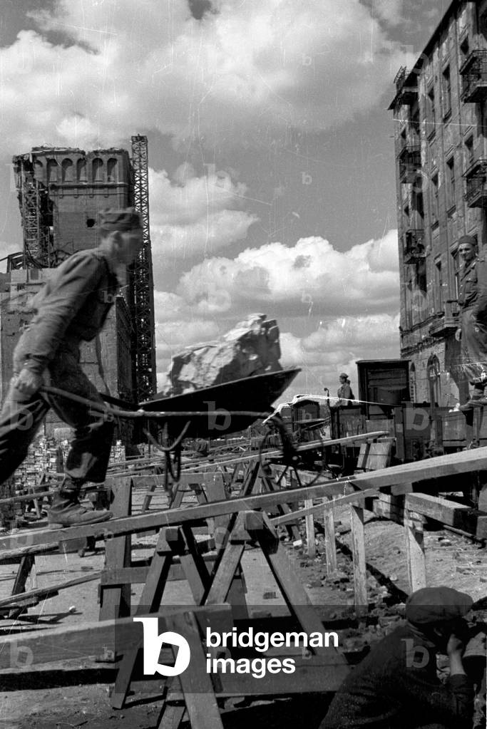 Warsaw, 1948. 