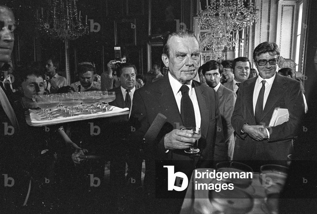 Warsaw, 06.1981. Visit to Poland. Czesaw Milosz (30.06.1911 - 14.08.2004). Nobel prize winner in literature, poet, essayist and translator. Czeslaw was anti-Stalin and his novel 'The captive mind' show cases his beliefs. He was a Slavic language and literature professor at the University of California. (1961-1998). 