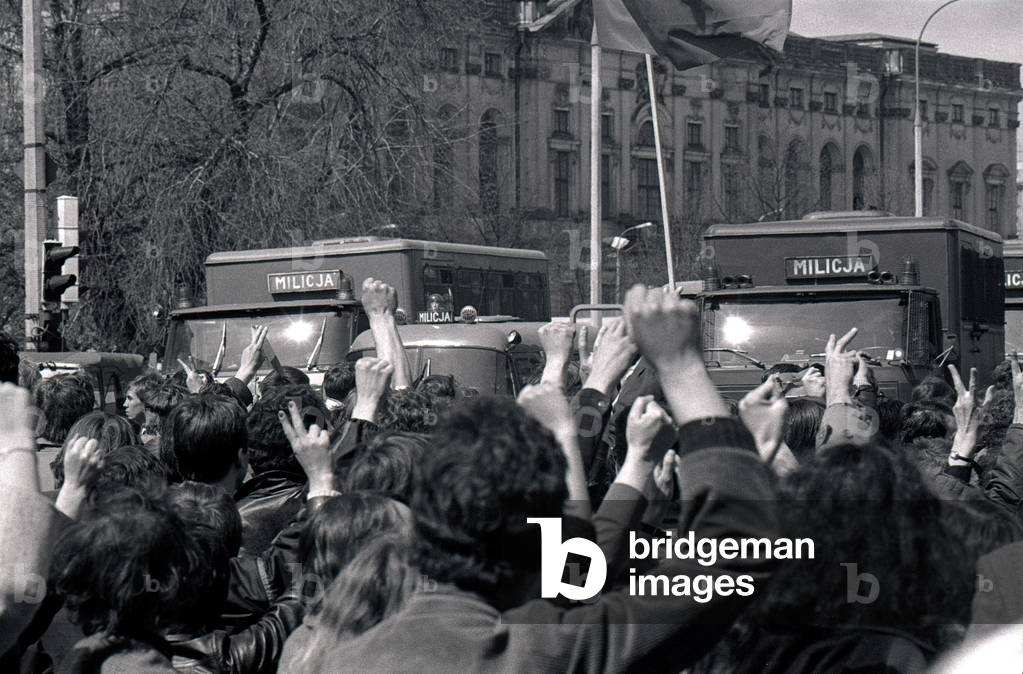 Warsaw 01.05.1982. Martial Law in Poland. Dluga street / Krasinskich square, unofficial 1st May Solidarity parade. 