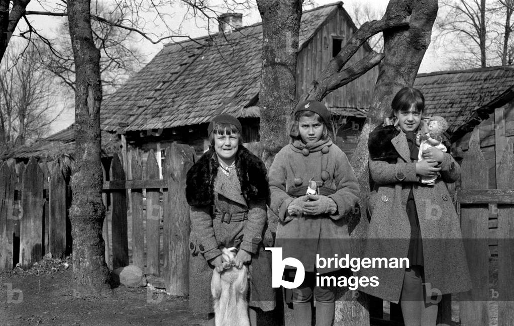 Kobryn, now Bialorus, 1936. From left: Krystyna Buniakowska, Irena Buniakowska. . Photo taken by Bronislaw Bruniakowski. 