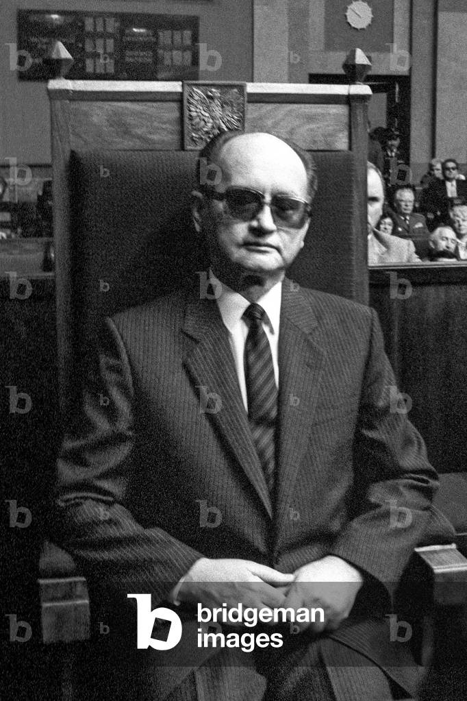 Warsaw, 19.07.1989. Contract Parliament, day of Presidential Elections. General Wojciech Jaruzelski won by 1 vote. 