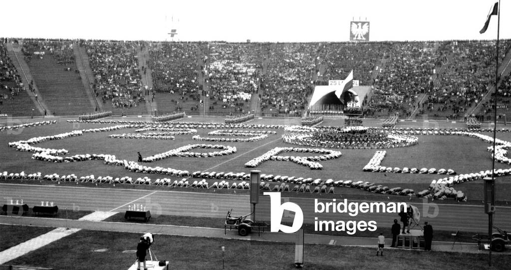 Warsaw, 22.07.1969. 10th Anniversary Stadium. Sports presentation on the 25th Anniversary of PRL. 