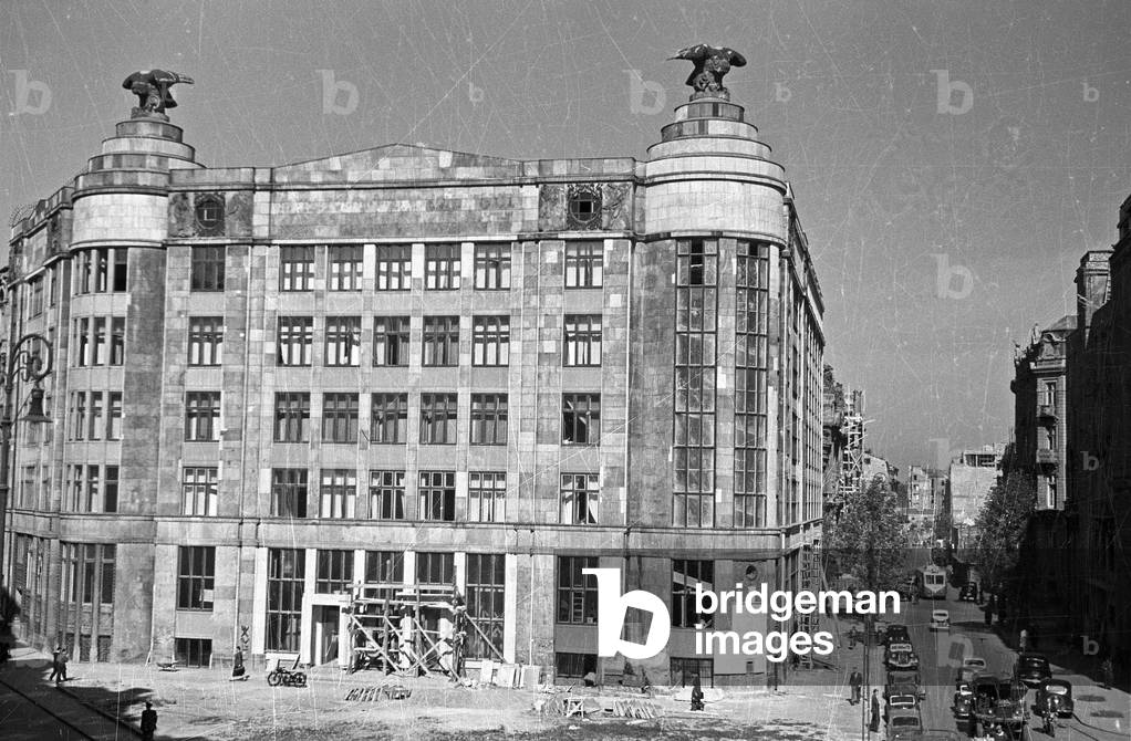 Warsaw, 1955. Jasna street, Bank of Eagles project by Jan Heuricha, young project manager from Otto. 