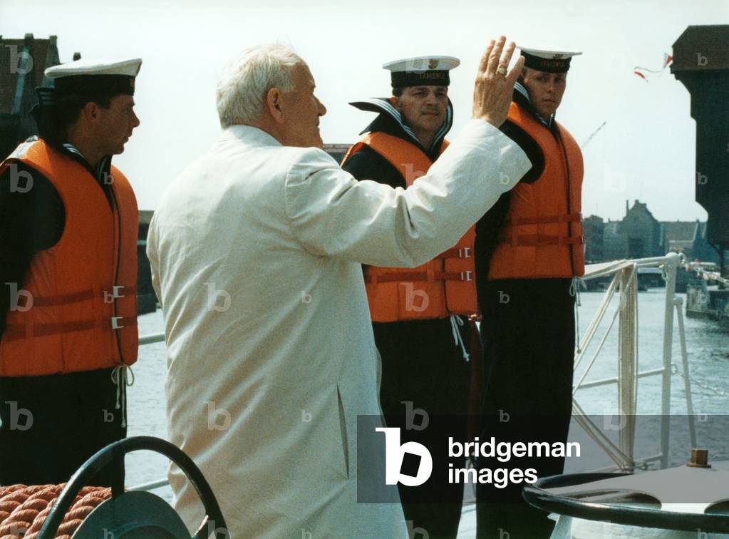Gdansk, 12.06.1987. Pope John Paul II's third Pilgrimage to Poland. 'Mewa' cruise on Gdansk Bay. 