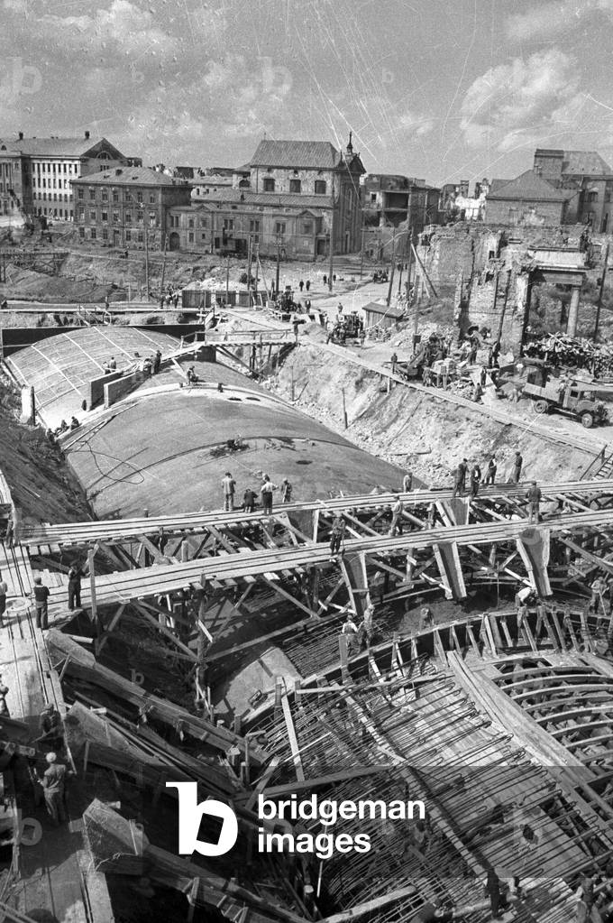 Warsaw, 1940s. East-West Route. 