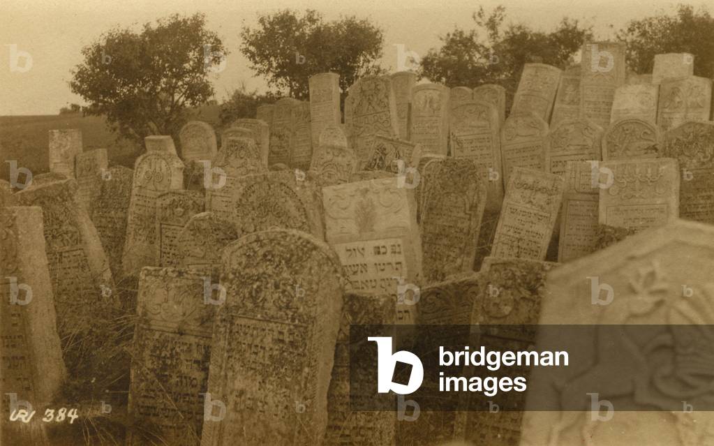 Jezierna; Austria-Hungary (at the time), Poland 1921-1939. (present day Ukraine), 1916. World War I, Jewish cemetery. 