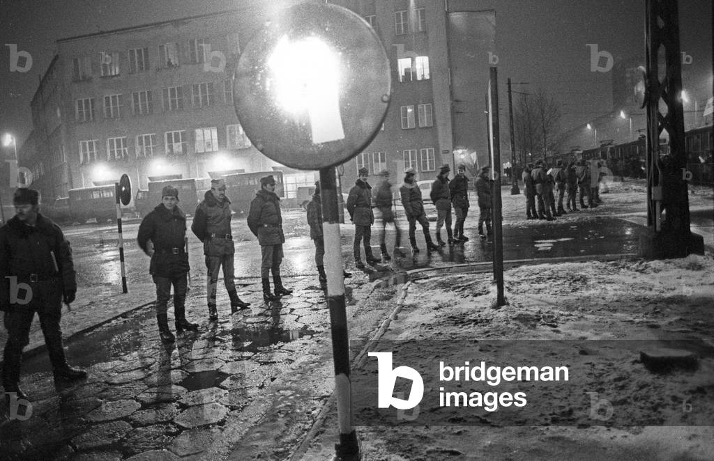 Warsaw December 1981. Sit in strike of cadet officers of Higher Officer School for Fire fighters. Military Cordon surrounding the building of the occupied school, Slowackiego street. 