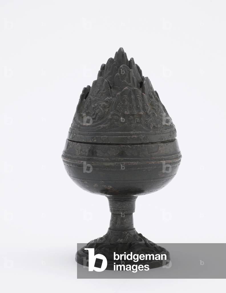 Incense burner (shan lu) with cover (bronze) by Han Dynasty Chinese Artist