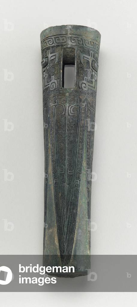 Chariot fitting: axle cap (bronze)