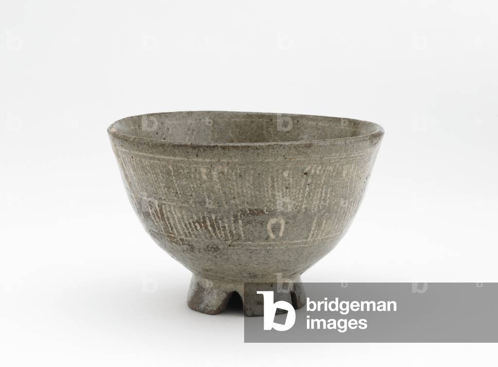 Tea bowl in mishima style, Karatsu ware, 1630-50 (stoneware with white slip inlaid under clear glaze)
