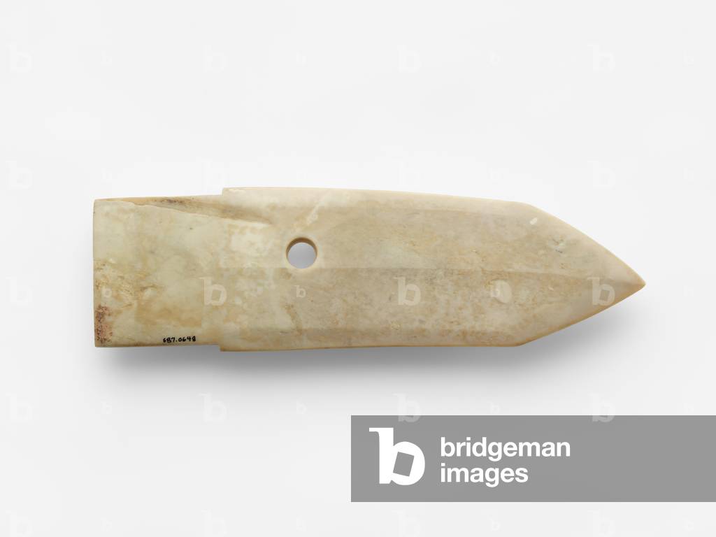 Dagger-axe (ge 戈), fragment reworked, c.1300-c.1050 BC (jade)