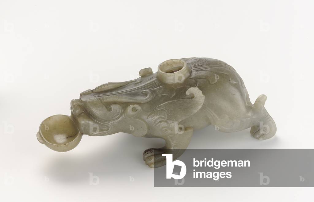 Water dropper in the shape of a chimera, 17th-19th centuries (jade)