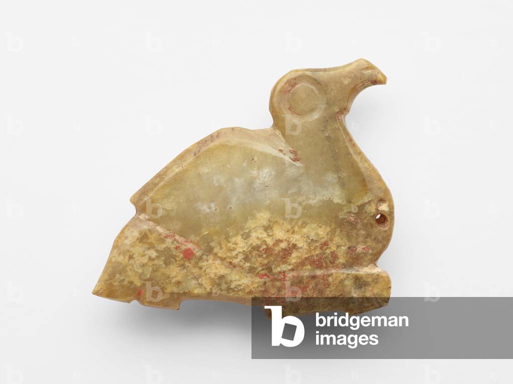 Pendant in the form of a bird, c.1300-1050 BC (jade, nephrite) with traces of cinnabar)