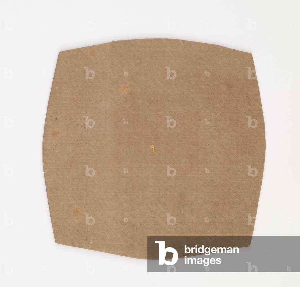 Mat for display of tea-leaf storage jar (shikigoromo), mid 16th-mid 17th century (silk )