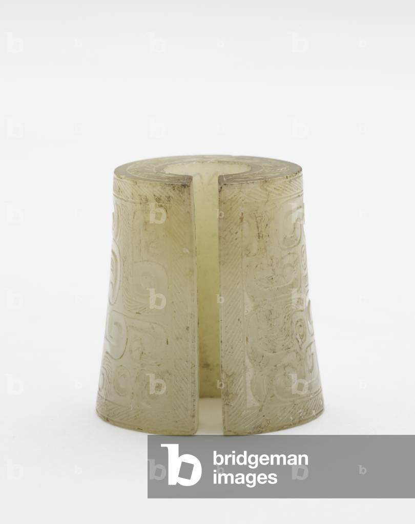 Tubular ornament (shi ), 6th century BC (jade)