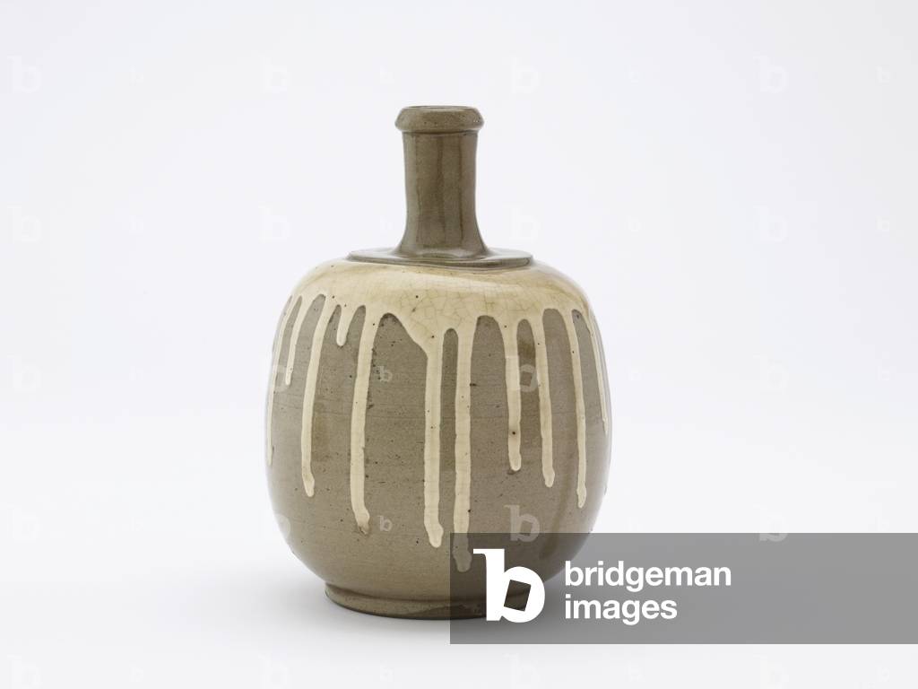 Bouteille commerciale pour vin médicinal, 19th Siècle par Japanese School, b/w