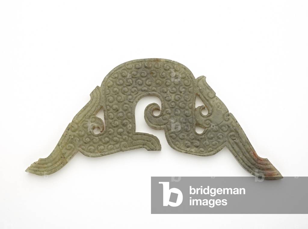Pendant (pei) in the form of a dragon, 4th-3rd century BC (jade)