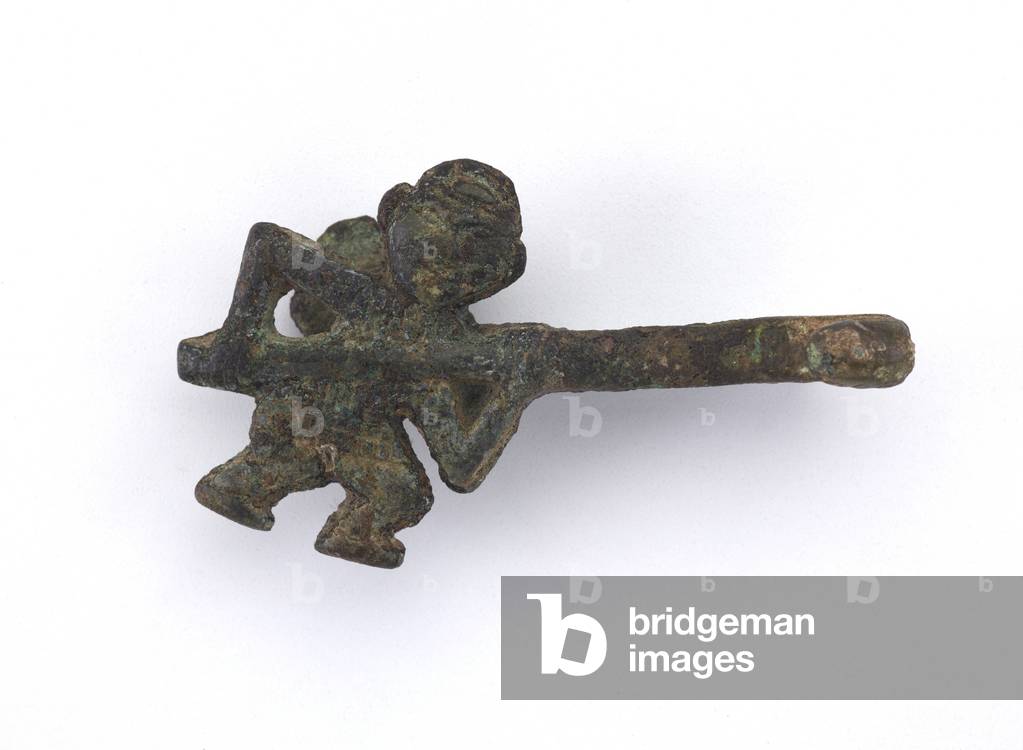 Garment hook (daigou), c.4th-1st century BC (bronze)